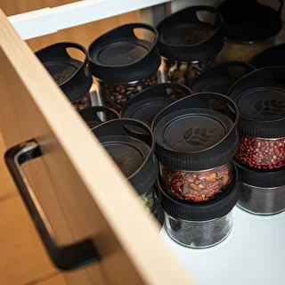 Glass container, 235 ml, with a lid for hanging – photo 8