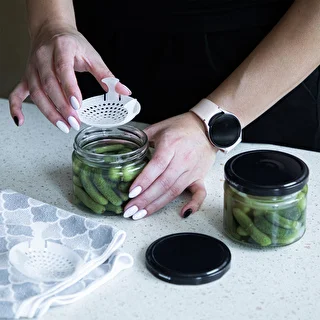 330 ml low jar with black Ø82/6 lid, 6 pcs – photo 8