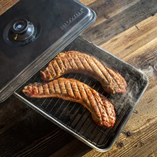 Outdoor table smoker with thermometer and woodchips – photo 13