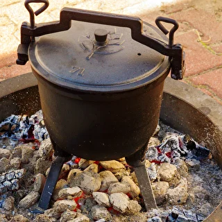 Hunting pot - 7 L cast iron – photo 8