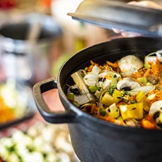 Cast iron pot with a pan, 5 L + 1 L – photo 14