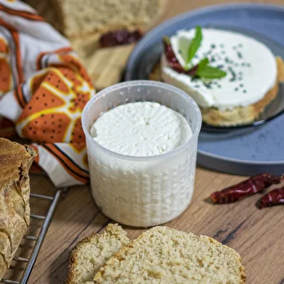 Round cheese mold Ø 8,4 cm for 250 g – photo 4
