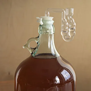Ø28/32 mm demijohn stopper with a closure – photo 7
