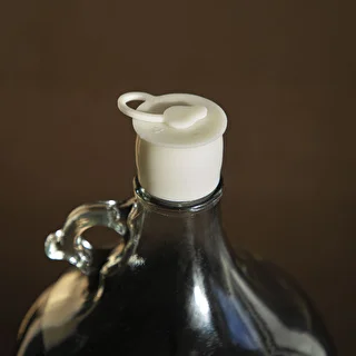 Ø37/41 mm demijohn stopper with a closure – photo 7