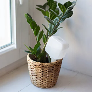 Plant irrigator - white box with ceramic spike, 200 ml – photo 9