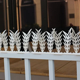 Decorative White Plastic Bird Repellent Spiked Strips - Set of 6 – photo 10
