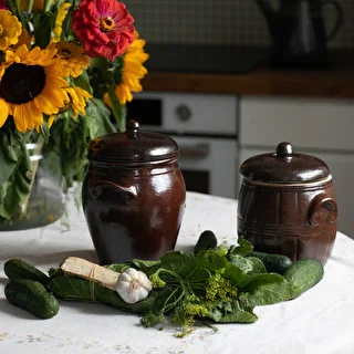 1,6l Stoneware / rustical crock pot with lid – photo 2