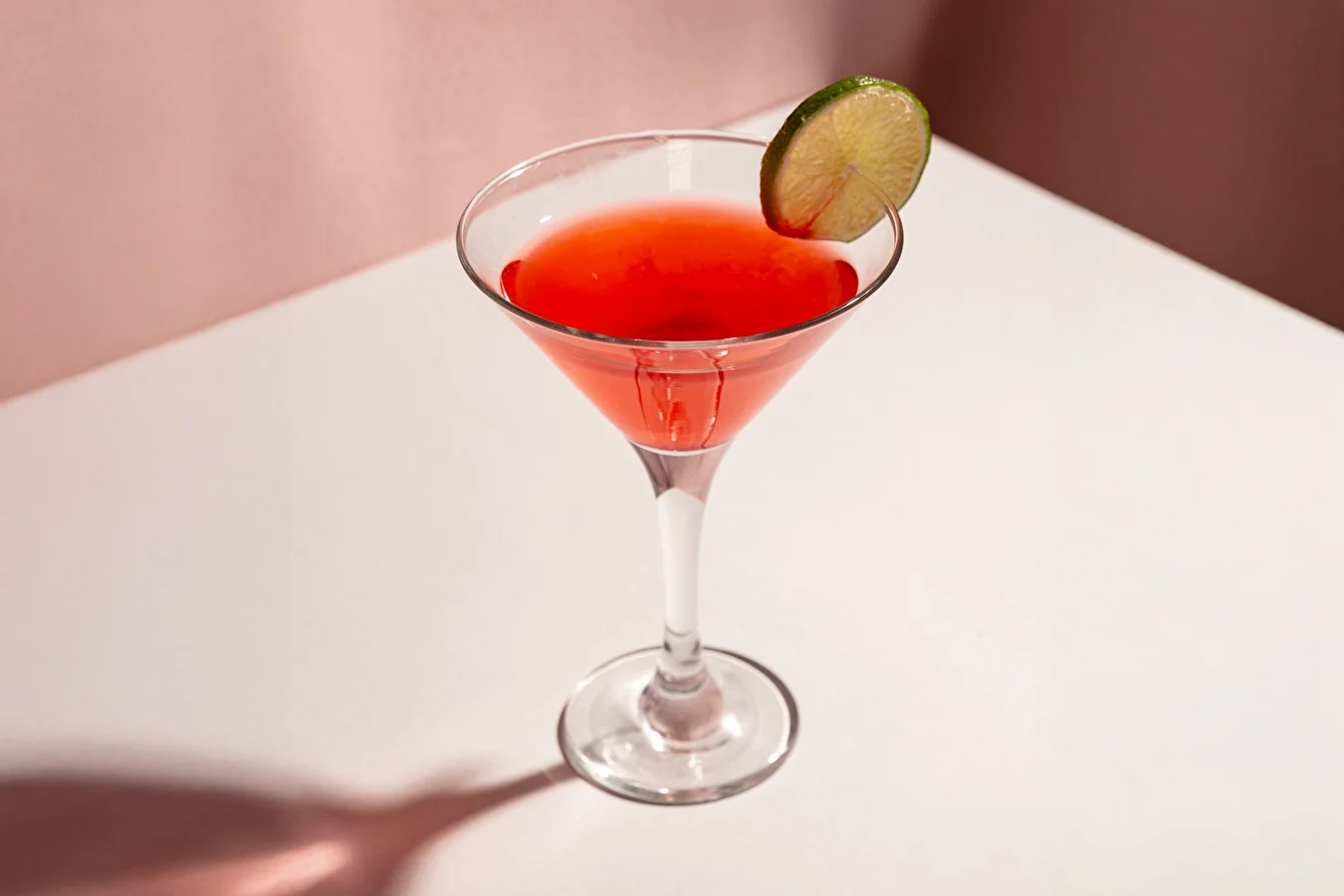 Cosmopolitan – a timeless cocktail in a homemade version