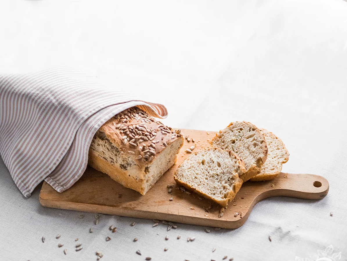 Rye sourdough bread with seeds