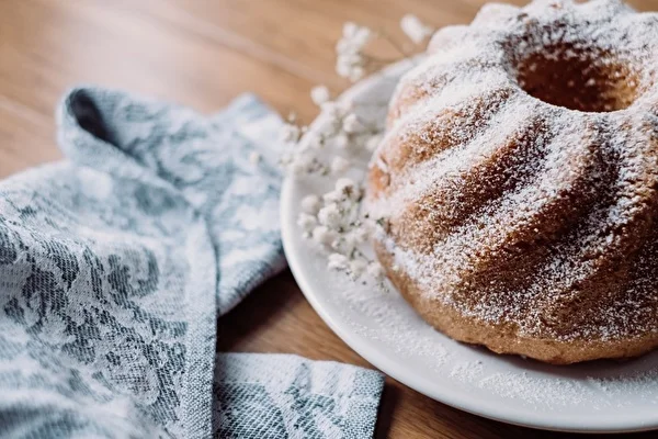 Easter babka