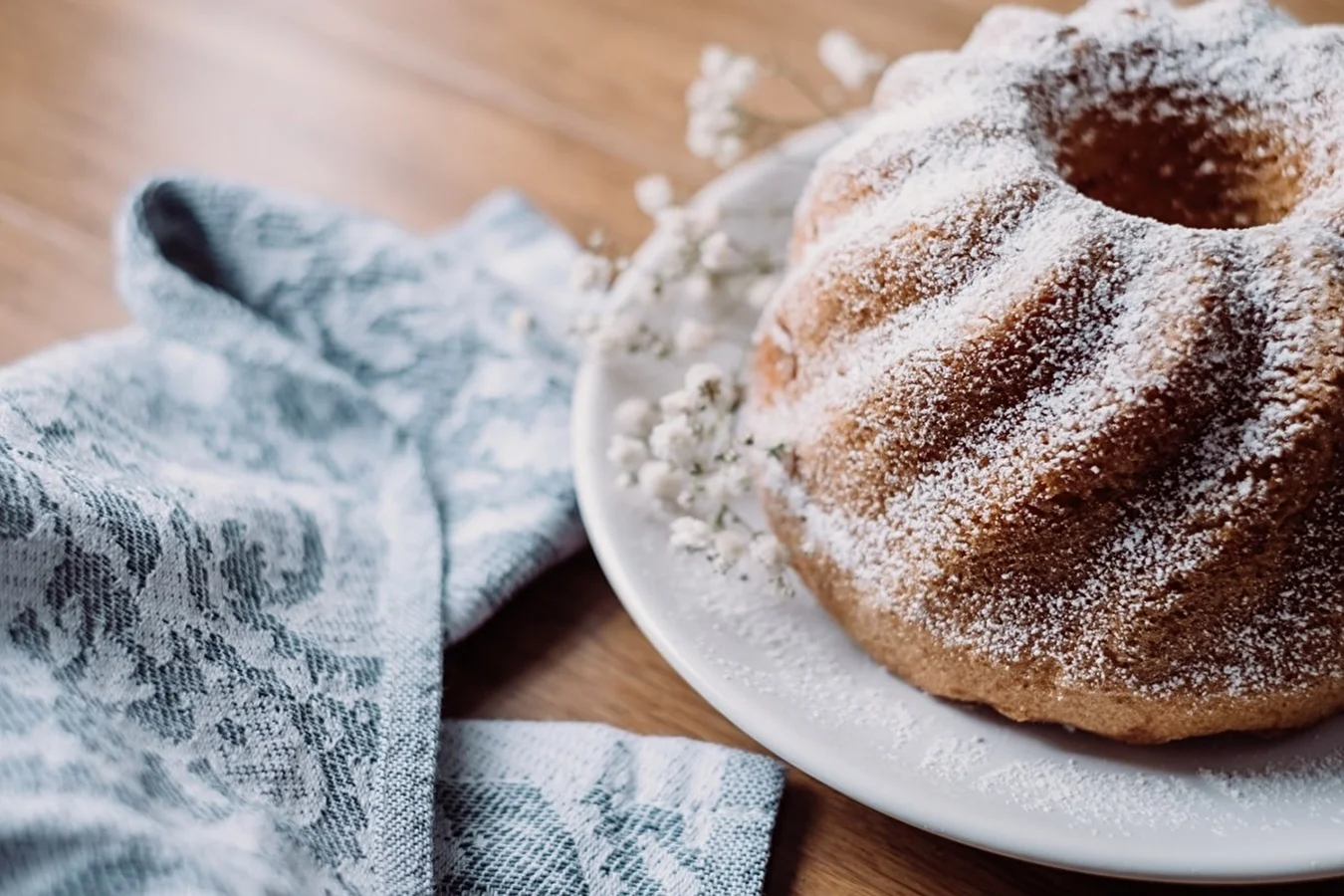 Easter babka