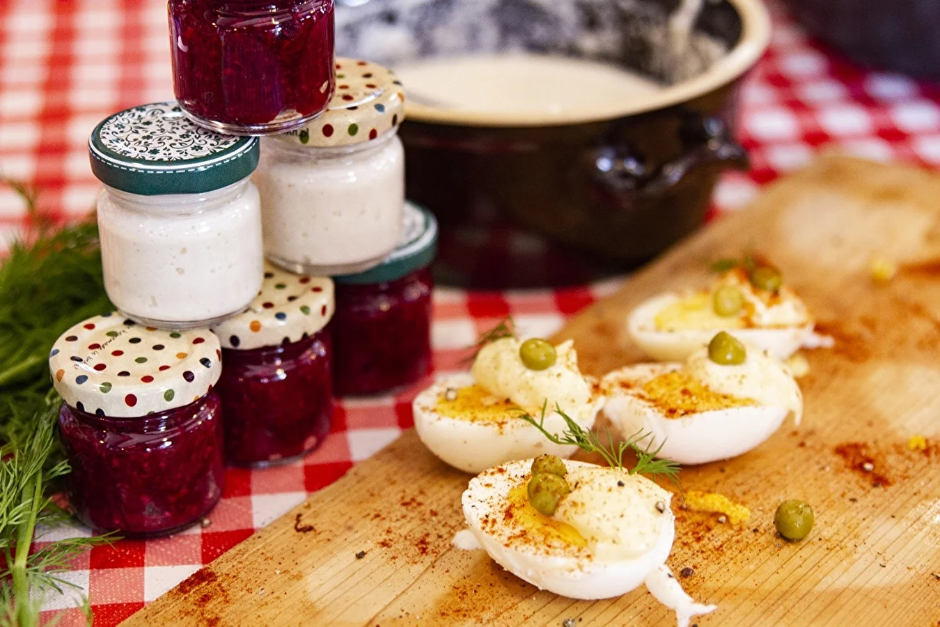 Homemade condiments for the Easter table: beetroot relish, horseradish, and mayonnaise!