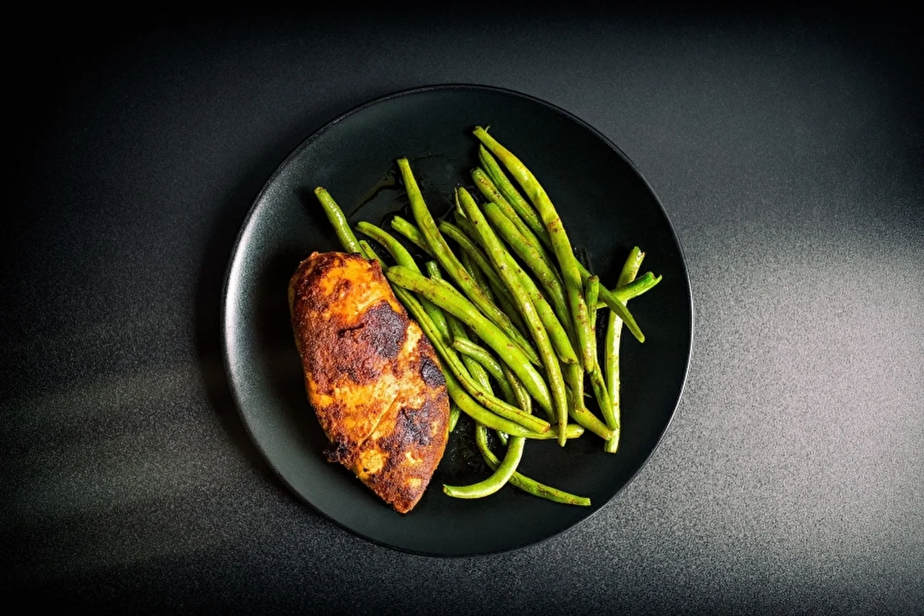 Homemade sous-vide chicken with green beans