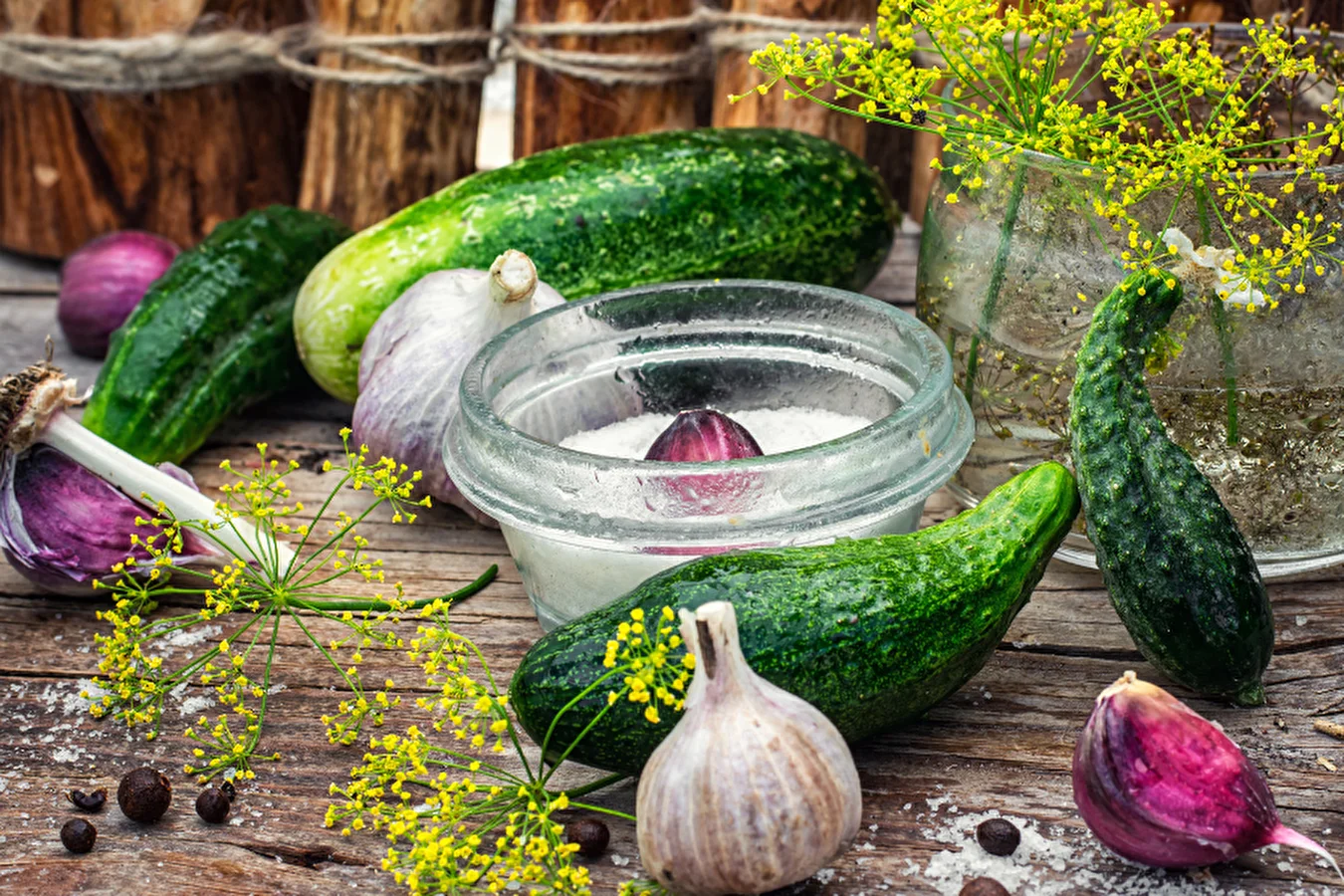 An absolute hit! Pickled cucumbers with asparagus