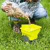Manual seeder, 3 L - 5 ['manual seed and fertiliser dispenser', ' garden seed dispenser', ' manual seed spreading', ' seeder for grass', ' fertiliser dispenser', ' grass fertilising', ' lawn fertilising']