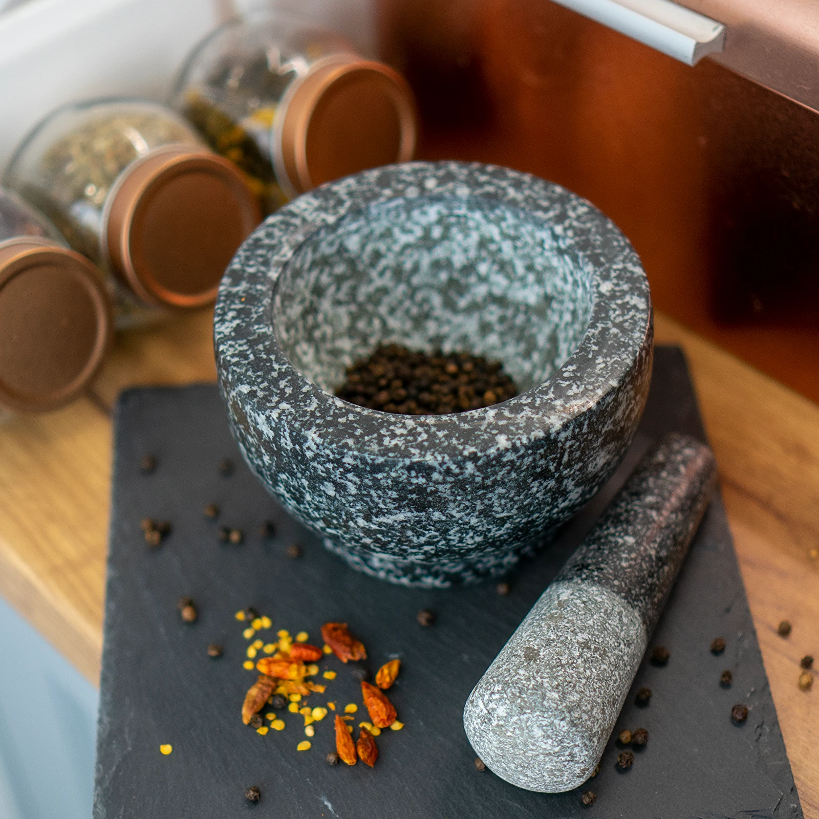 https://browin.com/static/images/1600/granite-mortar-with-pestle-312008_13.webp