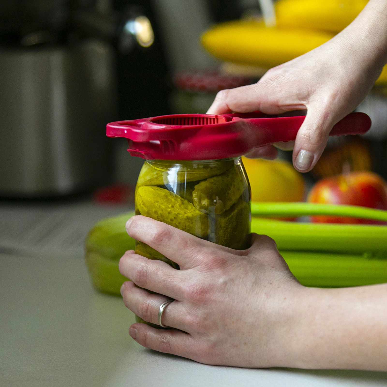 How to open stuck jars … kitchen helper
