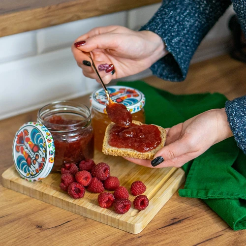 370 ml twist off jar with coloured lid fi 82/6 -6pcs - 10 ['jars', ' small jars', ' jar', ' glass jar', ' glass jars', ' jar with lid', ' jars for preserves', ' canning jars', ' jars for spices', ' jam jar', ' jar for jam', ' honey jar', ' jar for honey ']