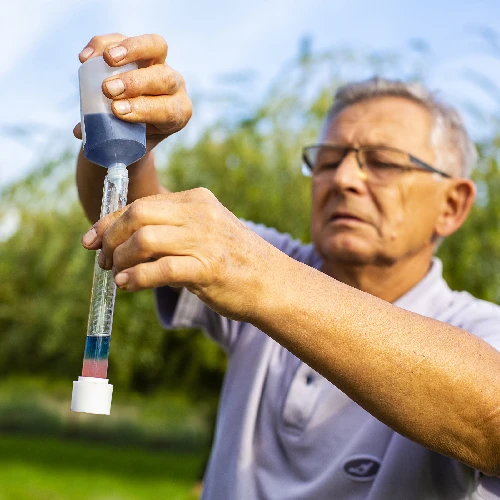 Acidometer / acid testing kit - 4 ['acidometer for wine', ' wine acidometer', ' wine acidity meter', ' wine acidity', ' acidity of homemade wine', ' measure cylinder', ' laboratory cylinder', ' measuring cylinder', ' bromothymol blue']