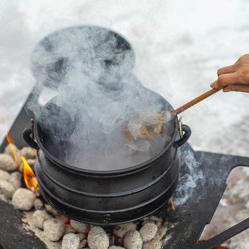 African cauldron, cast iron, 7 L - Safari - 17 ['cast iron cauldron', ' campfire cauldron', ' gypsy cauldron', ' Hungarian cauldron', ' goulash from cauldron', ' grill']