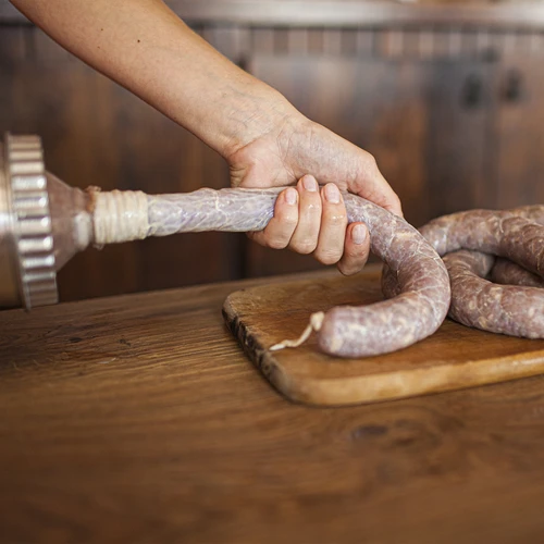 Hog casings 28/30, 90m - 7 ['for home-made sausage', ' intestines for white sausage', ' do-it-yourself', ' home-made sausage', ' for smoked sausage', ' for steamed sausage', ' for dried sausage', ' for aged sausage']