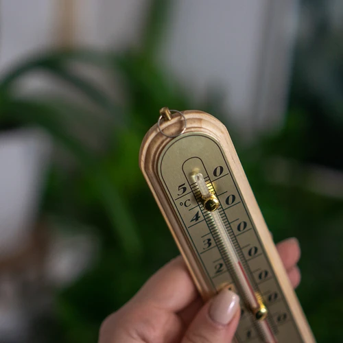 wooden room temperature thermometer