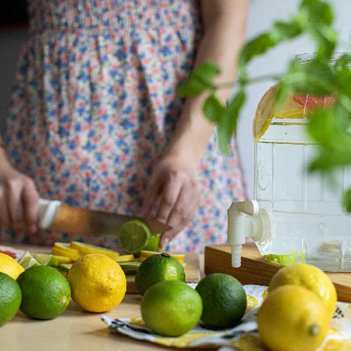 Multi-functional 3 L jar with tap - 8 ['PET jar', ' plastic jar', ' jar made of plastic', ' multi-purpose jar', ' shatterproof jar', ' jar with tap', ' jar with small tap', ' lemonade jar', ' jar with lid and stopper', ' citronade', ' lemonade', ' punch', ' decanting']