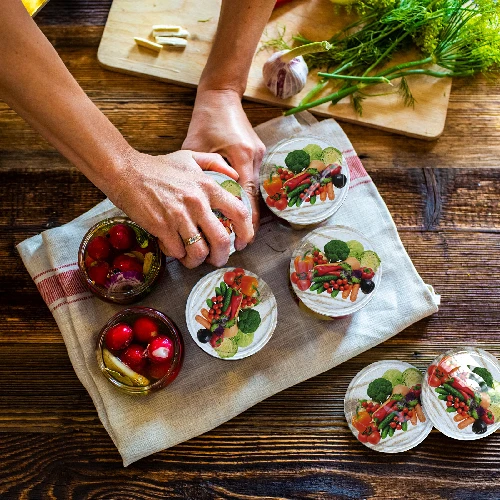 Ø82/6 twist-off lid, vegetables on white background - 10 pcs - 4 ['twist-off lids for jars', ' lids for jars', ' jar lids', ' vegetable pattern lids', ' lids with vegetables', ' colourful jar lids', ' decorative lids', ' lids with decoration', ' lids with safety button', ' lids for pasteurisation']