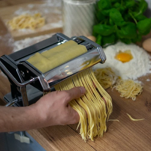 Pasta maker machine , manual - 5 ['pasta machine', ' pasta hand machine', ' pasta device', ' pasta tool', ' pasta press ']