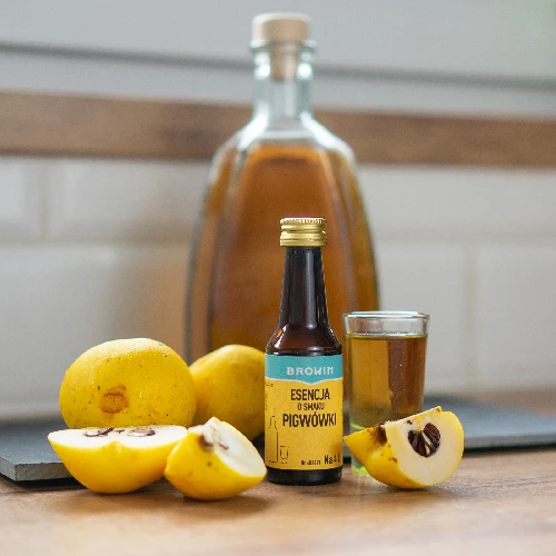 Quince Liqueur essence 40 ml - 9 ['flavour essence', ' quince essence', ' quince flavour essence', ' essences for alcohol', ' flavourings for alcohol', ' essences for moonshine', ' moonshine essences', ' flavourings', ' flavouring', ' quince flavouring']