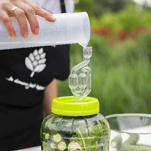 Shatterproof jar for brine pickling 3 L - 5 ['brine pickled cucumbers', ' brine pickled cauliflowers', ' brine pickled beets', ' beet leaven', ' plastic jar', ' PET jar', ' homemade brine pickles', ' 3L jar']