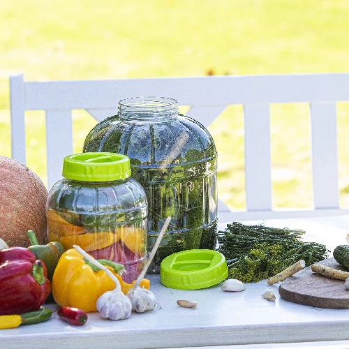 Shatterproof jar for brine pickling 3 L - 6 ['brine pickled cucumbers', ' brine pickled cauliflowers', ' brine pickled beets', ' beet leaven', ' plastic jar', ' PET jar', ' homemade brine pickles', ' 3L jar']