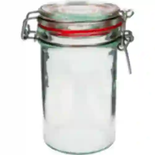 A 0,5 L Slim jar shut mechanically