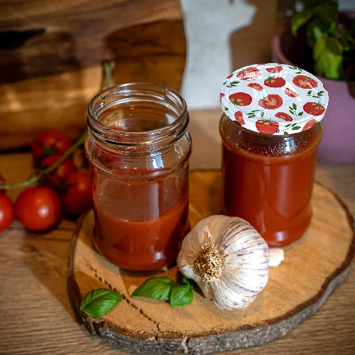 Tomato-patterned Ø66/4 lids -  10 pcs - 8 ['white lid', ' colourful tomato pattern', ' pasteurisation', ' process control', ' storage', ' Tomatoes size Ø66', ' larder decoration', ' lids for pasteurisation', ' vegetable lids', ' tomato lids']