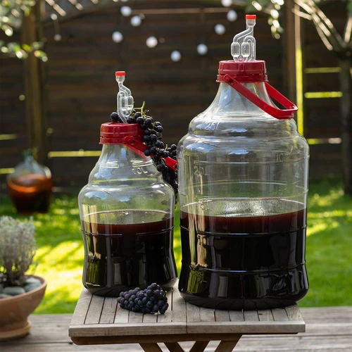 Unbreakable Demijohn - 10 L with handle - 12 ['demijohns', ' shatterproof demijohns', ' 10l demijohns', ' beer container', ' beer demijohns', ' fermenter', ' fermentable', ' unbreakable demijohns', ' wide mouth demijohns', ' balloon holder']