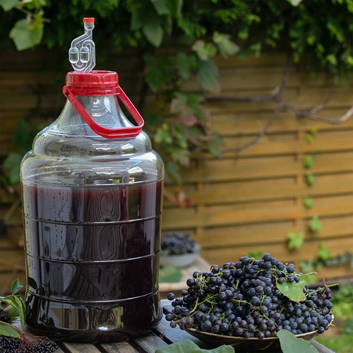 Unbreakable Demijohn - 15 L with handle - 7 ['demijohns', ' shatterproof demijohns', ' 15 l demijohns', ' beer container', ' beer demijohns', ' fermenter', ' fermentable', ' unbreakable demijohns', ' wide mouth demijohns', ' balloon holder']