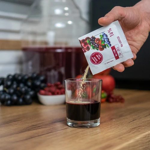 Yeast + nutrient for red wines -Fermivin® VR5 VITA - 17g - 5 ['fermentation kit', ' yeast with nutrient solution', ' red wines', ' cherry wine', ' chokeberry wine', ' yeast with nutrient solution', ' wine yeast', ' browin yeast']